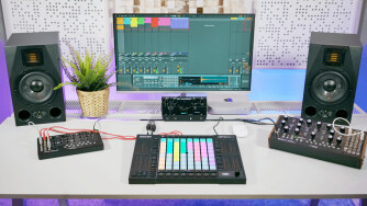 Akai Professional crée la surprise avec l'APC64