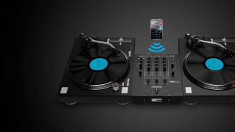 Reloop sort la table de mixage RMX-30 BT