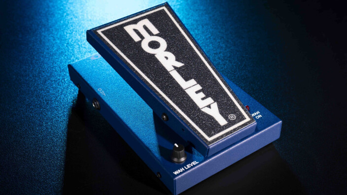 Rex Brown a droit à sa wah-wah signature chez Morley