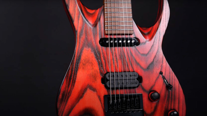 Solar Guitars présente ses nouvelles AB1.6ET et AB1.7ET Pyro Rojo