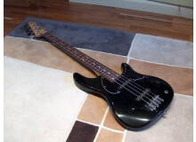 Fender Stu Hamm Urge Standard [1993-1999]