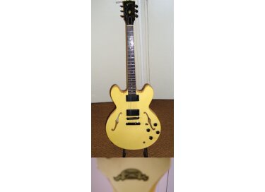 Gibson ES-335 Showcase Edition