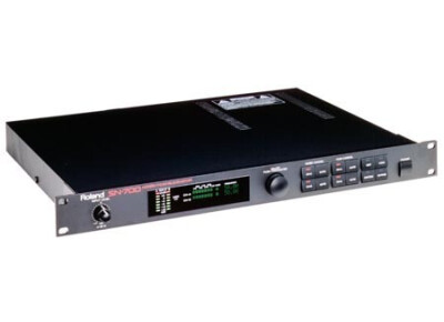 Roland SN-700