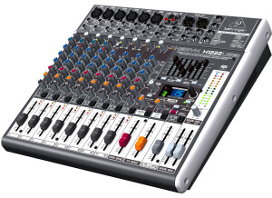 Behringer Xenyx X1222USB