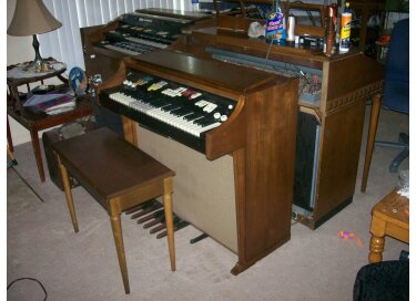 Hammond ExtraVoice F-100