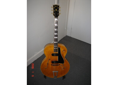 Gibson ES-300