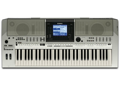 Yamaha PSR-700
