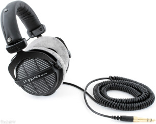 Beyerdynamic DT 990 Pro