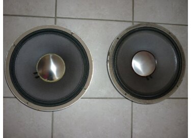 JBL E120