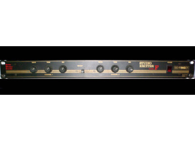 Behringer Studio Exciter type F