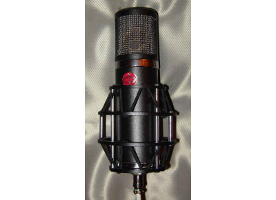 Hand Crafted Lab. Faust