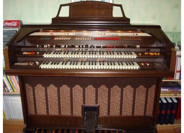 Eminent 2500 Grand Theatre