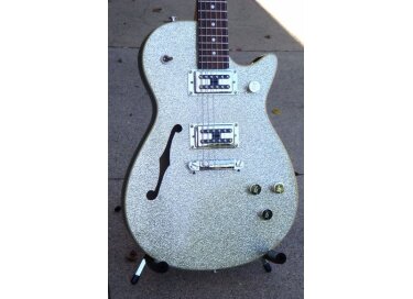Gretsch G2626 Sparkle Jet