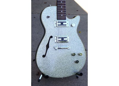 Gretsch G2626 Sparkle Jet