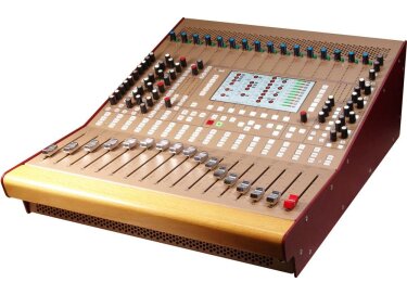 Cadac Consoles CDC Four