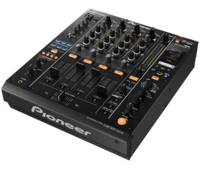 200€ remboursés sur la DJM-900 Nexus