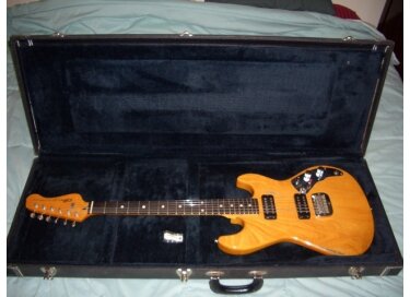 G&L F-100 Series 1