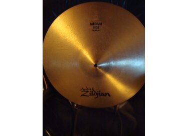 Zildjian Avedis Medium Ride 18"