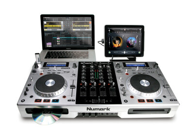 Numark Mixdeck Quad