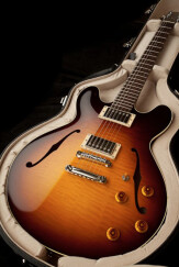 Collings se met à la finition Relic sur son modèle I-35 LC