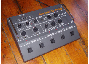 Roland GR-33B