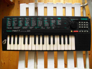 Yamaha PSS-11