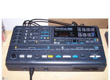 Roland RA-95