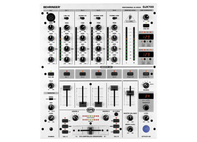 Behringer DJX700