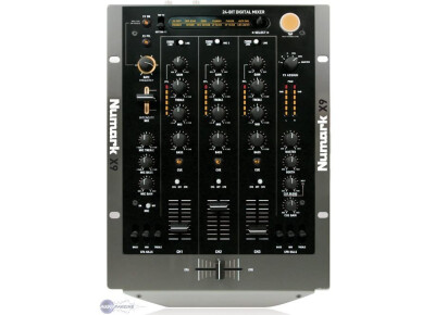 Numark X9