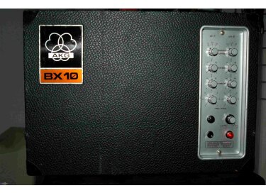 AKG BX10