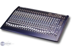 Behringer Eurodesk MX2442A