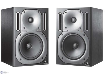 Behringer Truth B2030A