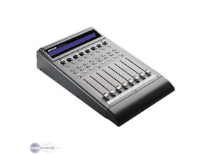 Mackie Control Universal XT