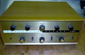 Realistic Stereo 40/A