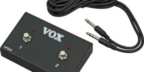 pedale en parfait etat le cable est un jack stereo / original d'un AC15