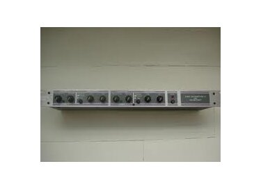 Aphex AX 104 BIG BOTTOM