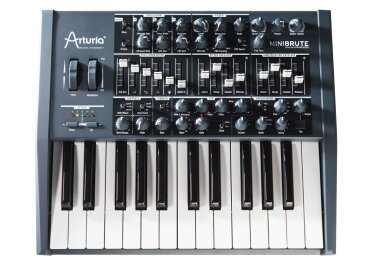 Arturia MiniBrute