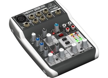 Behringer Xenyx Q502USB