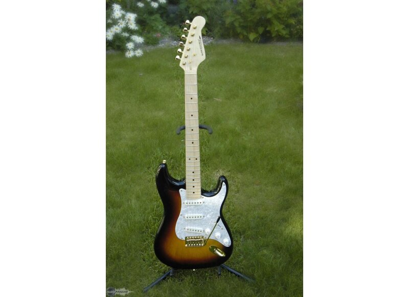 Strat Copy Stratocaster Copy - Warriors Stratocaster Copy - Audiofanzine