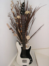Liberty Guitars Precision Bass
