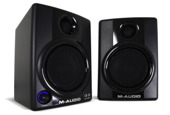 M-Audio AV 30 V2