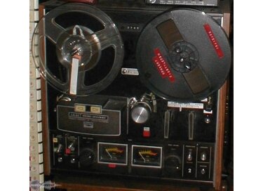 Akai Professional GX-210D