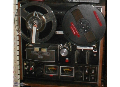 Akai Professional GX-210D