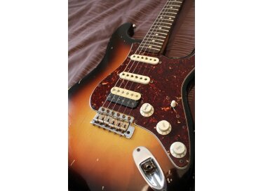 Fender Custom Shop Masterbuilt "Builder Select" '61 Stratocaster (by John Cruz)