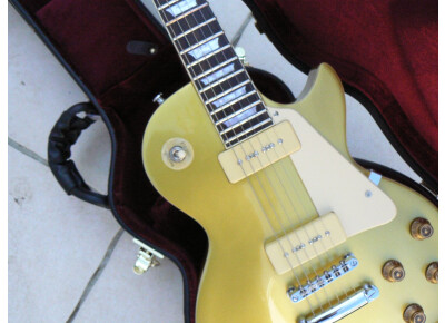 Shumberg 70 Vintage Reissue LP Gold Top