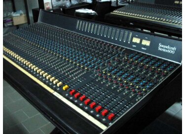 Soundcraft Series 600