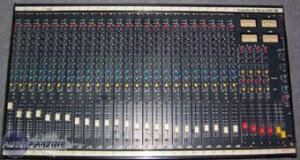 Soundcraft 200SR 24/4/2