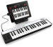 Un câble Lightning pour le clavier iRig Keys