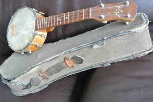 Slingerland Maybell banjo ukulele