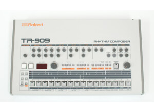 Roland TR-909